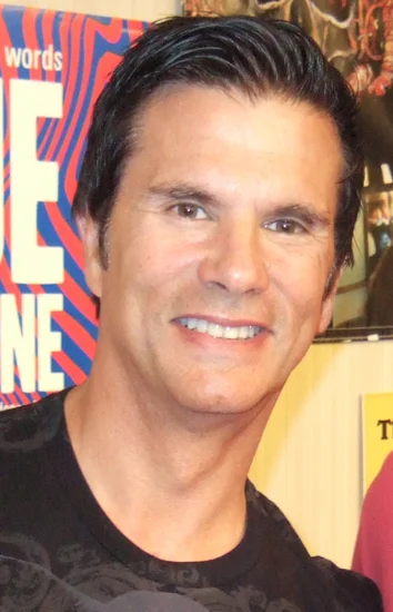 1958 – Lorenzo Lamas Born