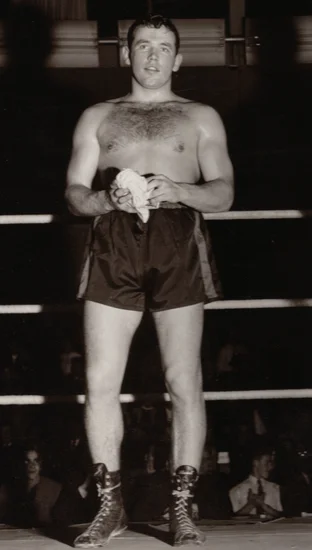 1959 – Ingemar Johansson Wins Heavyweight Title