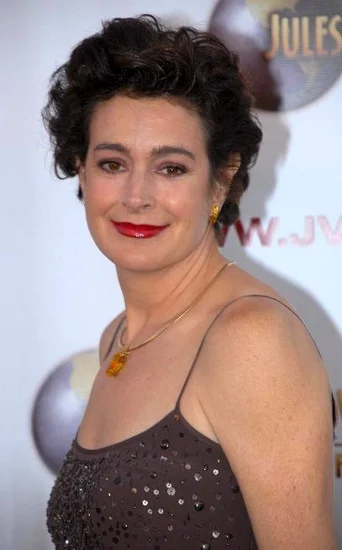 1959 – Sean Young Born