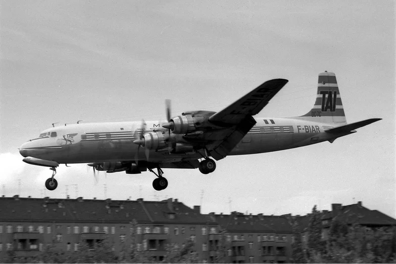 1959 – TAI Flight 307 Crashes at Bordeaux Airport