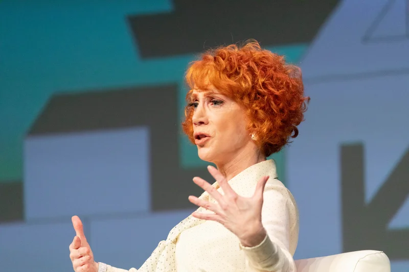 1960 – Kathy Griffin Born