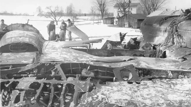 1960 – Northwest Orient Flight 710 Crashes