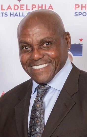 1961 – Carl Lewis Born