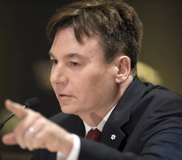 1963 – Mike Myers Born
