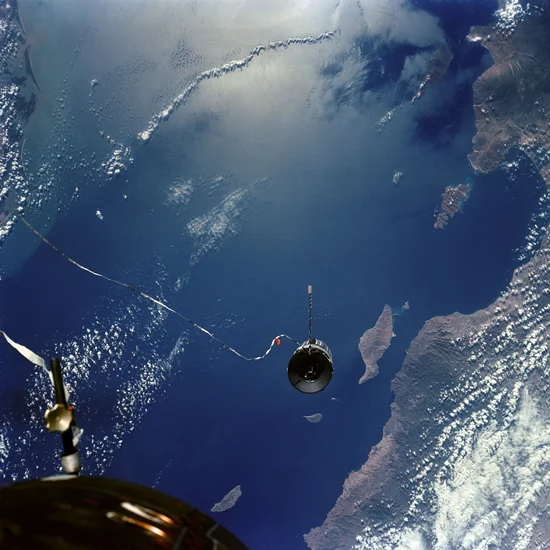 1966 – Gemini 11 Mission Launches