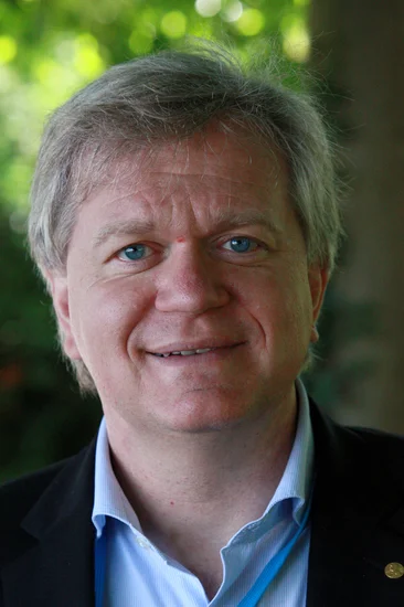 1967 – Brian Schmidt Born