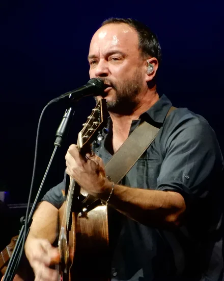 1967 – Dave Matthews Born