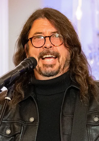 1969 – Dave Grohl Born in Ohio