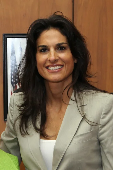 1970 – Tennis Star Gabriela Sabatini Born