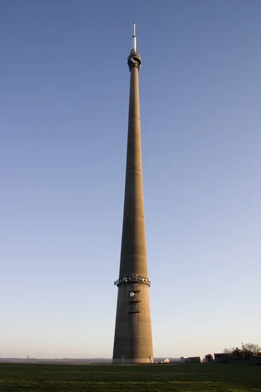 1971 – Emley Moor Transmitting Station Begins