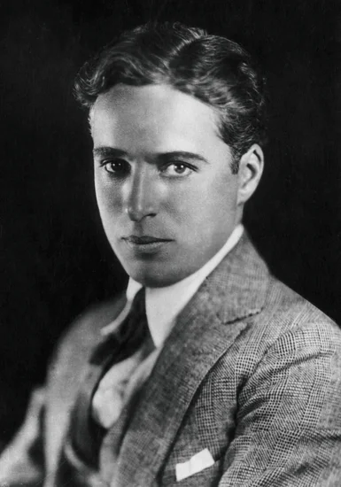 1972 – Charlie Chaplin Returns to America