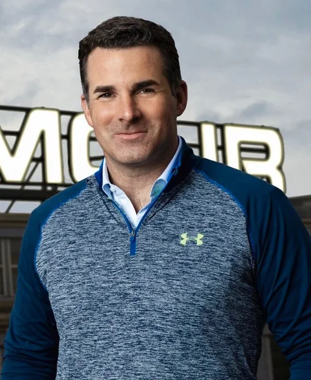 1972 – Kevin Plank Born