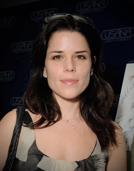 1973 – Neve Campbell Born