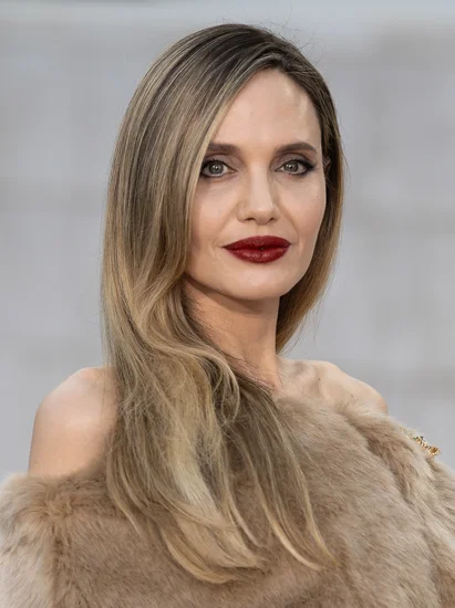 1975 – Angelina Jolie Born