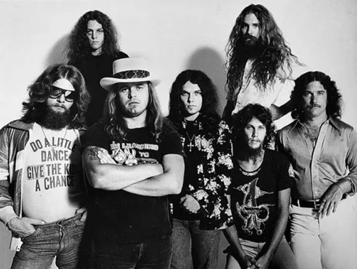 1976 – Lynyrd Skynyrd Plane Crash