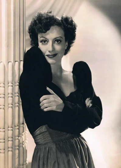 1977 – Joan Crawford Dies