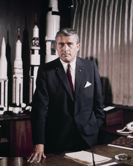 1977 – Wernher von Braun Dies