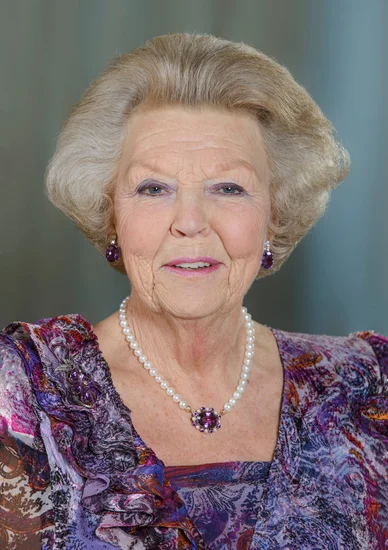 1980 – Queen Beatrix Inaugurated in Netherlands