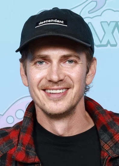1981 – Hayden Christensen Born