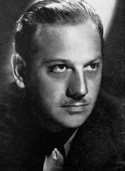 1981 – Melvyn Douglas, Distinguished Actor