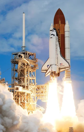 1981 – Space Shuttle Columbia