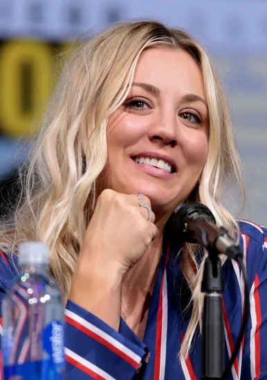 1985 – Kaley Cuoco Born