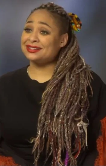 1985 – Raven-Symoné Born