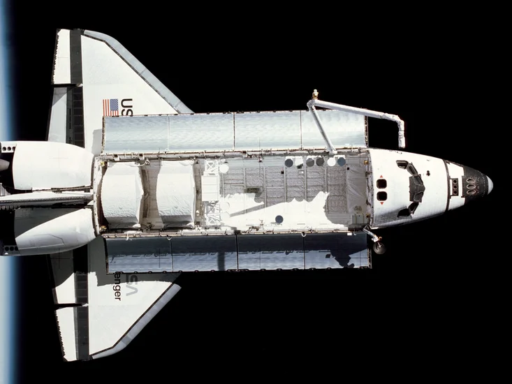 1985 – Space Shuttle Challenger Launches