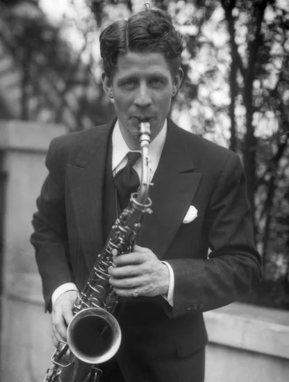 1986 – Rudy Vallée Dies