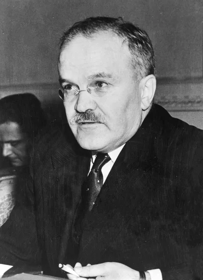 1986 – Vyacheslav Molotov Dies