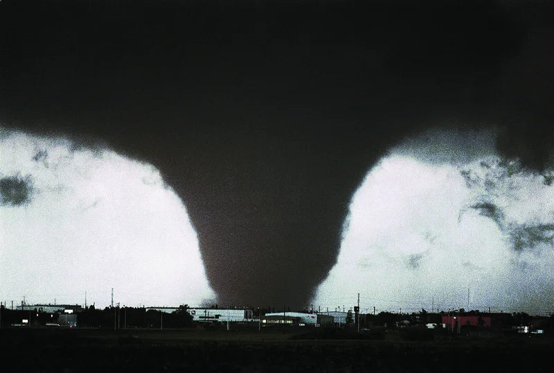 1987 – Deadly Tornado Strikes Edmonton, Alberta