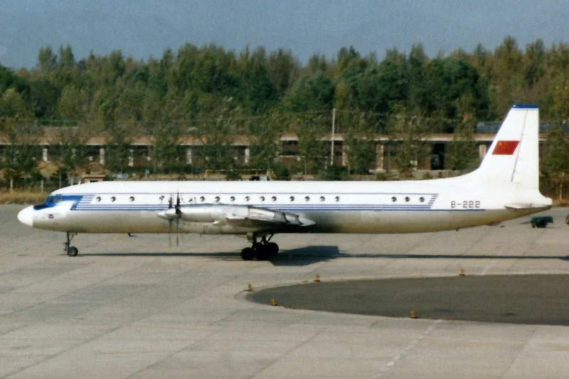 1988 – China Southwest Airlines Crash