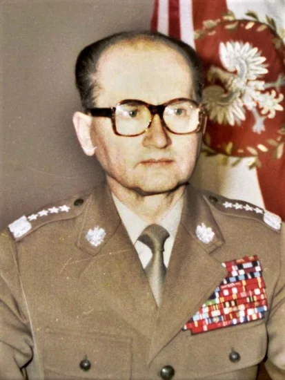 1989 – First Non-Communist Polish Prime Minister