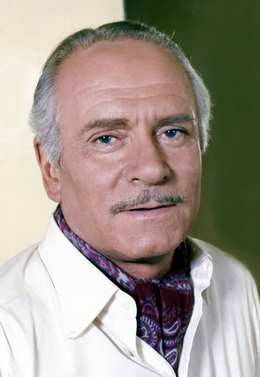 1989 – Laurence Olivier Dies