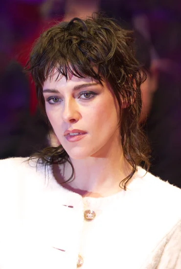 1990 – Kristen Stewart Born, American Actress