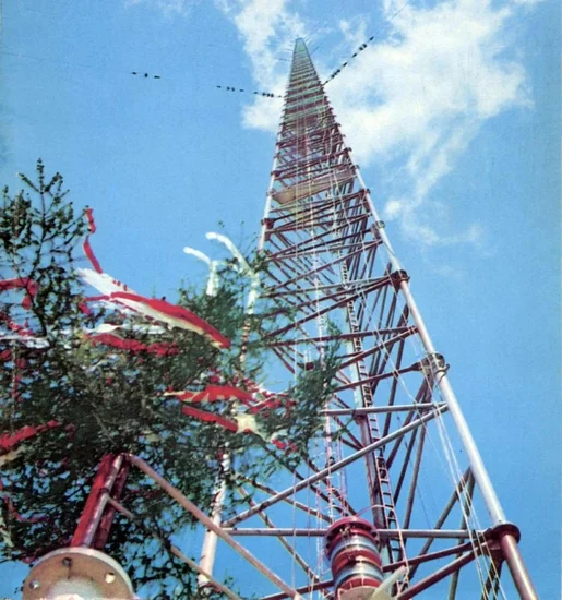 1991 – Warsaw Radio Mast Collapses