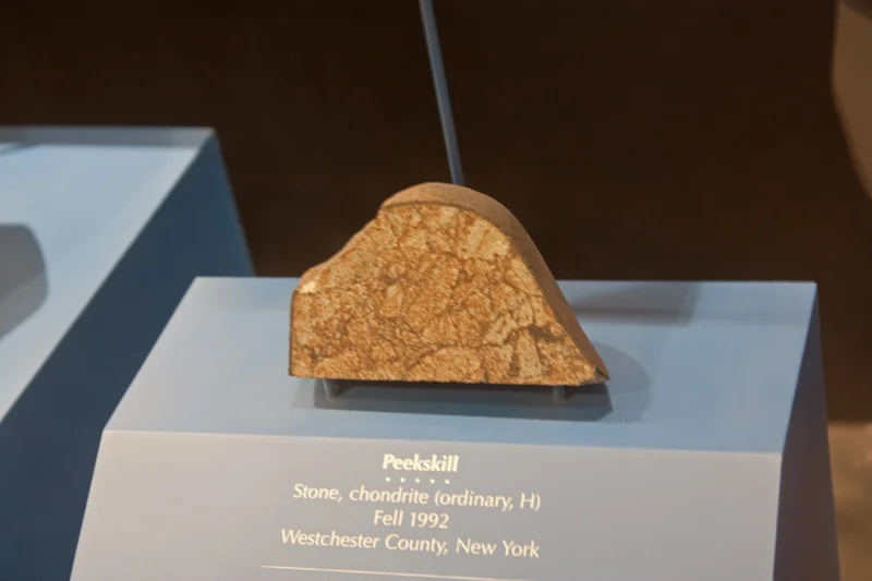 1992 – Peekskill Meteorite Crashes