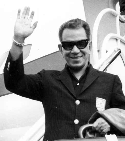 1993 – Cantinflas Dies