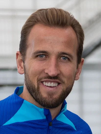 1993 – Harry Kane Born
