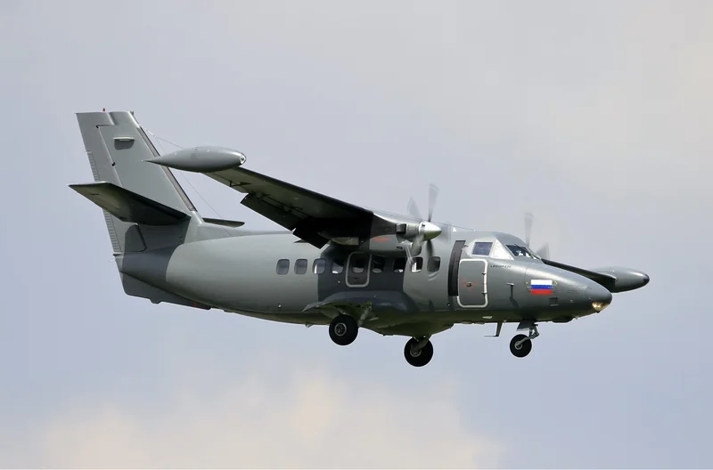 1993 – Sakha Avia Flight 301 Crashes