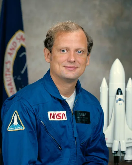 1995 – American Astronaut Rides Russian Rocket