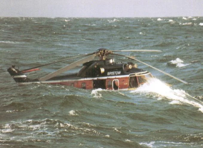 1995 – Bristow Helicopters Crew Rescued