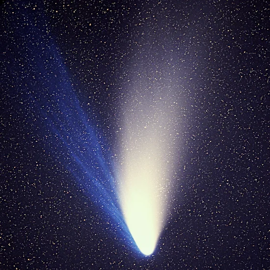1997 – Comet Hale-Bopp Closest Approach
