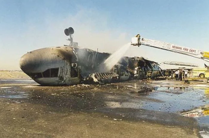 1997 – FedEx Flight 14 Crashes at Newark Airport