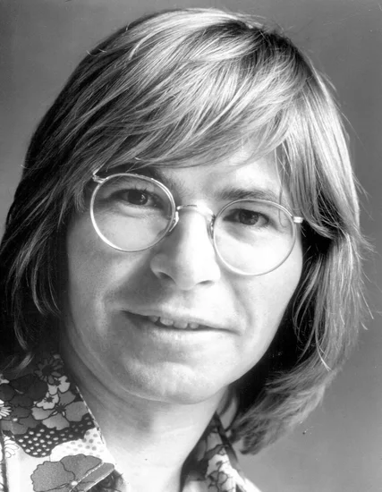 1997 – John Denver Dies in Plane Crash