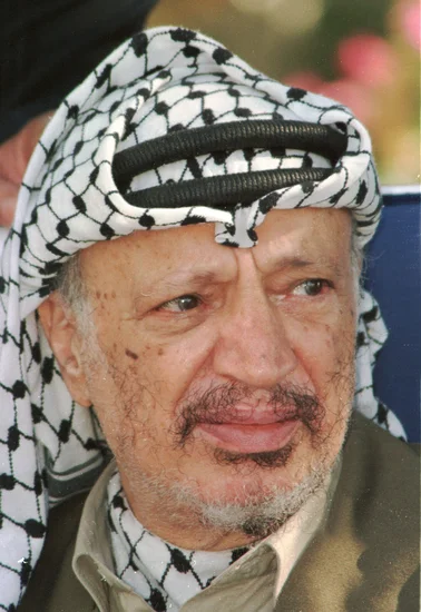 1997 – Yasser Arafat Returns to Hebron