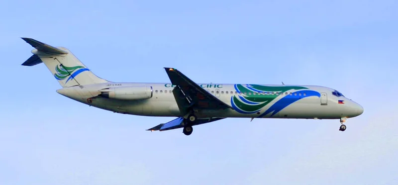 1998 – Cebu Pacific Flight 387 Crashes