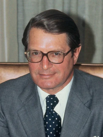 1999 – Elliot Richardson Dies