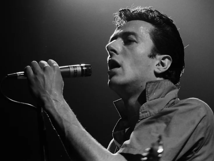 2001 – Joe Strummer Dies
