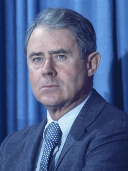 2002 – Cyrus Vance Dies